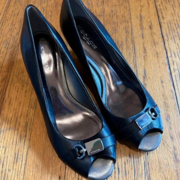 Coach Shoes Womens Size 7.5 Black Wedge Heels Peep Toe Leather Buckle Dress - Picture 1 of 2